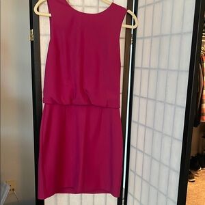 Banana Republic short dress with blouson waist. Size 6